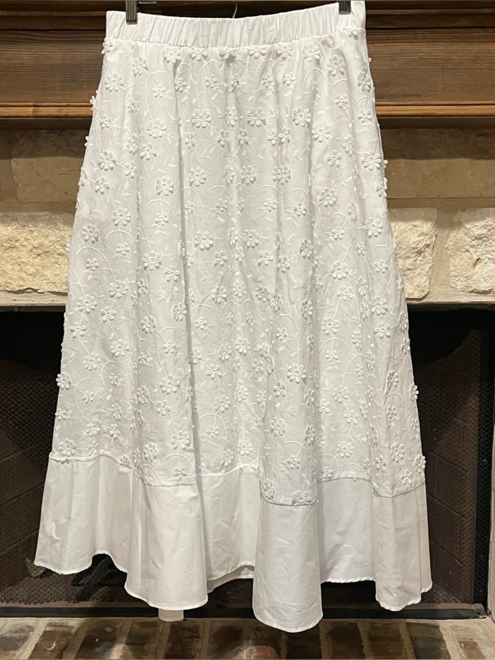 CeCe White Cotton 3D Floral Appliqué Midi Skirt with Pockets Size M - Picture 1 of 9